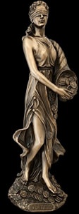 Bryllupsgaveidé: Fortuna figur i bronze ved siden af blomster